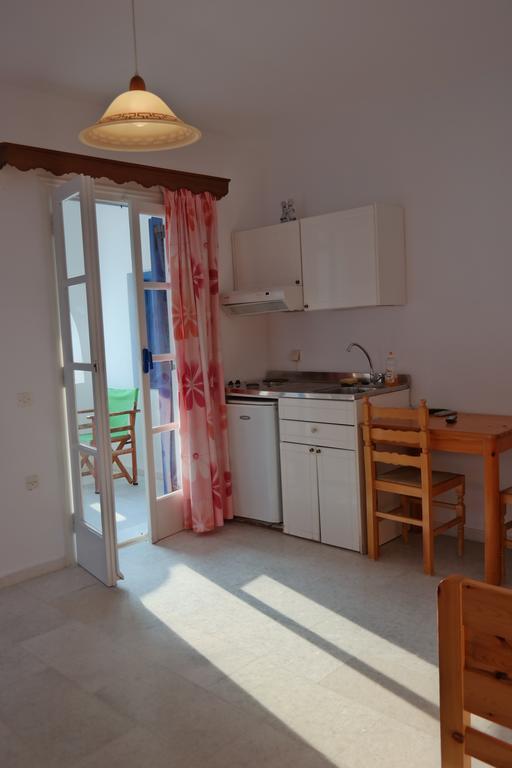 Katerina Suites Agios Prokopios  Buitenkant foto