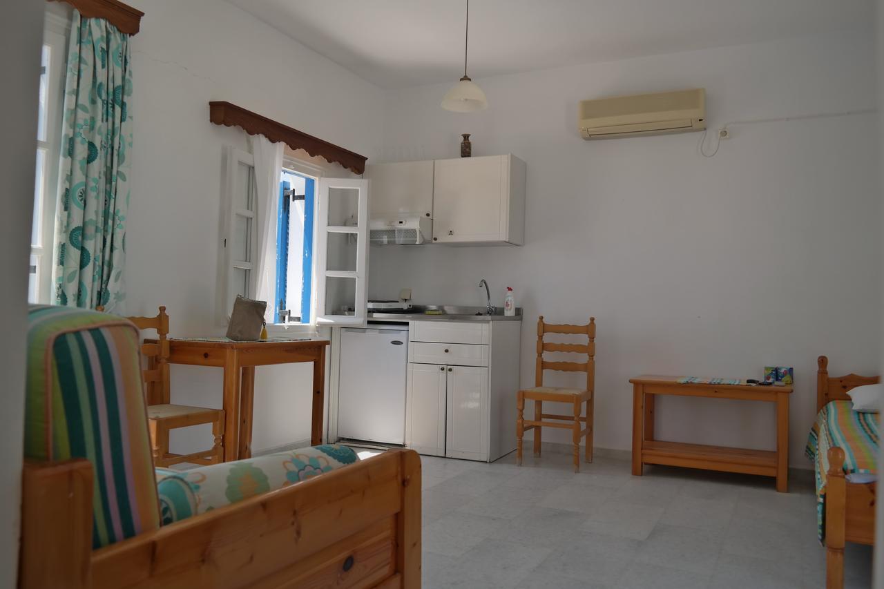 Katerina Suites Agios Prokopios  Buitenkant foto