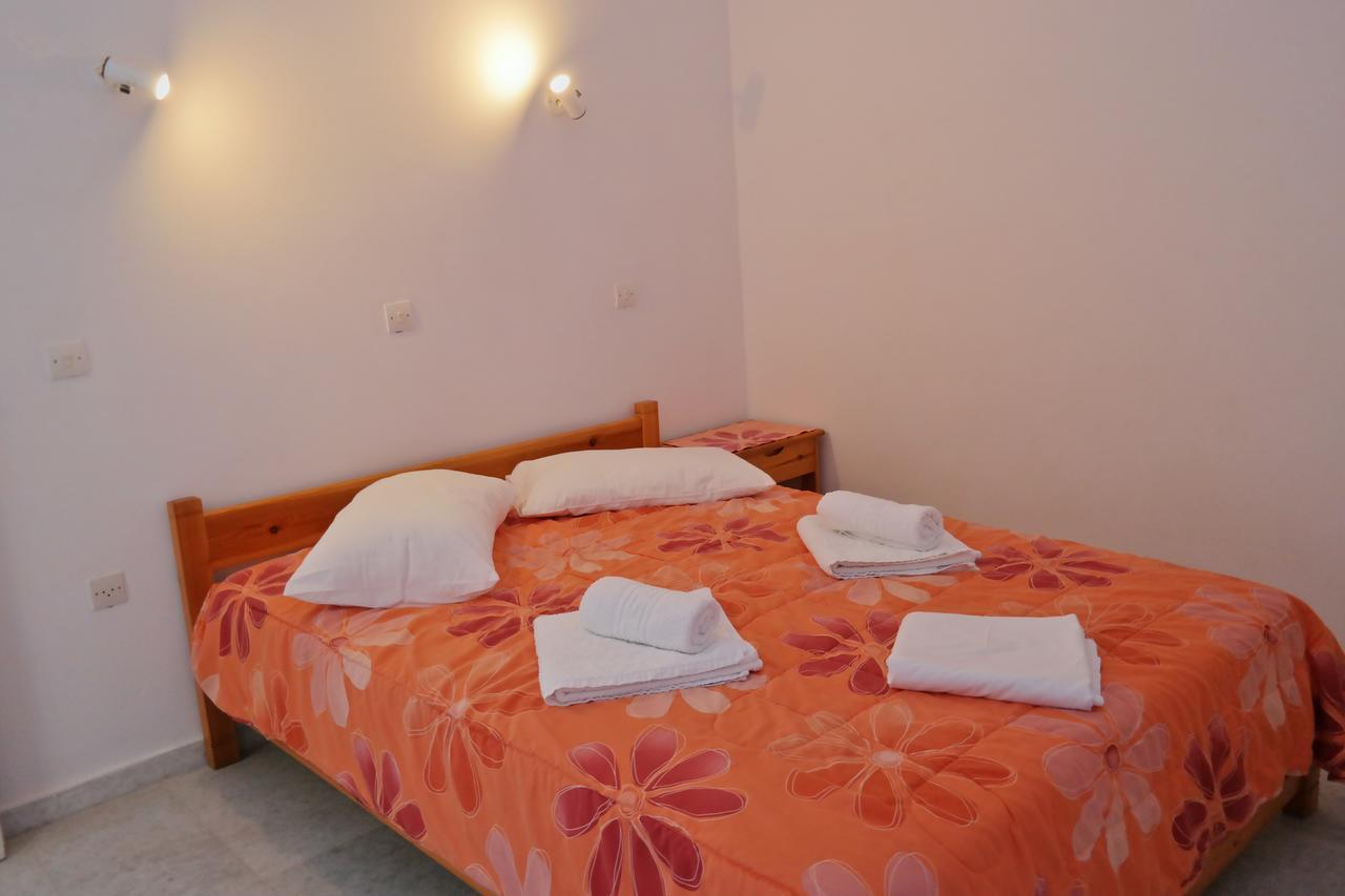 Katerina Suites Agios Prokopios  Buitenkant foto
